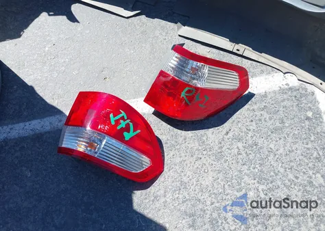 2005 Honda Odyssey Touring from USA, damaged, VIN 5FNRL38835B090411